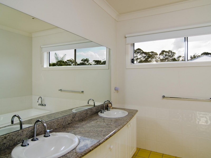 16 Shipyard Circuit, Noosa Waters QLD 4566
