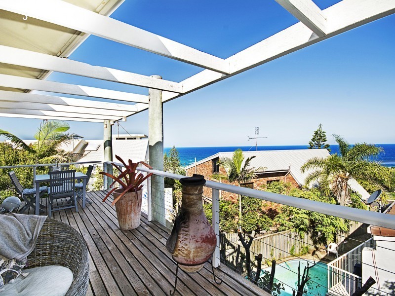 2/11 Park Crescent, Sunshine Beach QLD 4567