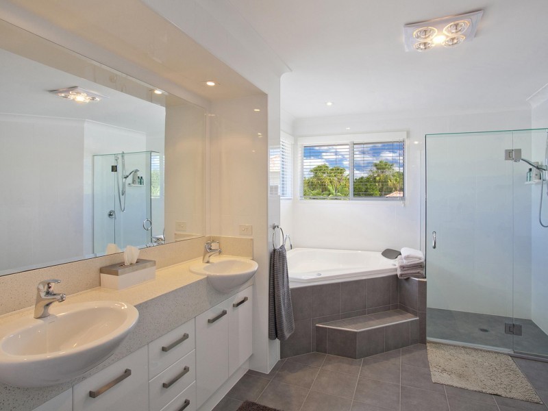 193 Shorehaven Drive, Noosa Waters QLD 4566