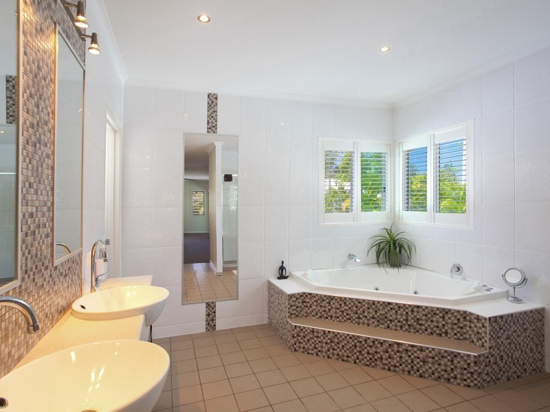 82 Gympie Street, Tewantin QLD 4565
