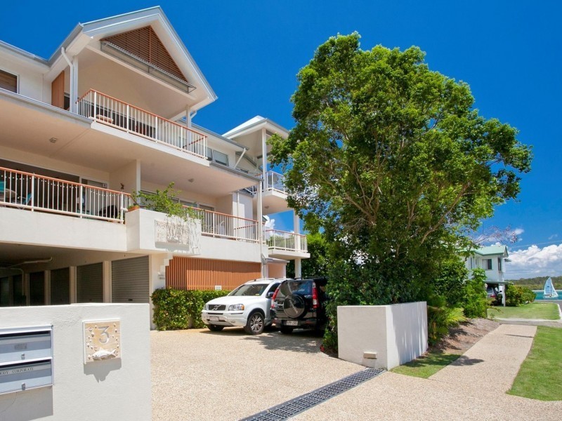 4/3 William Street, Noosaville QLD 4566
