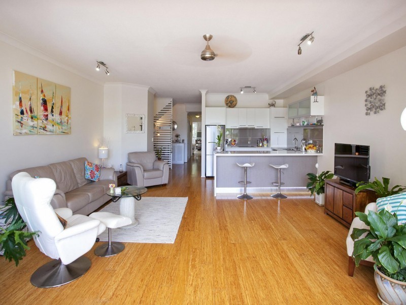 4/3 William Street, Noosaville QLD 4566