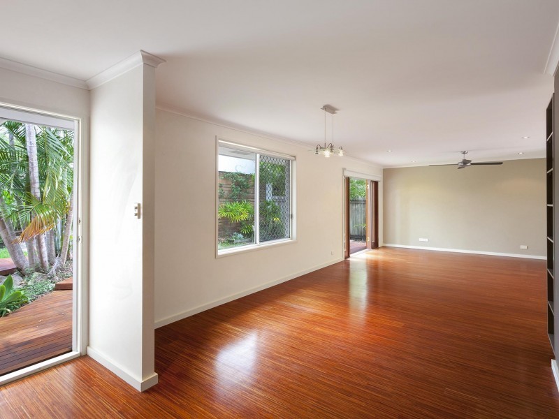 12 Wantima Street, Noosa Heads QLD 4567