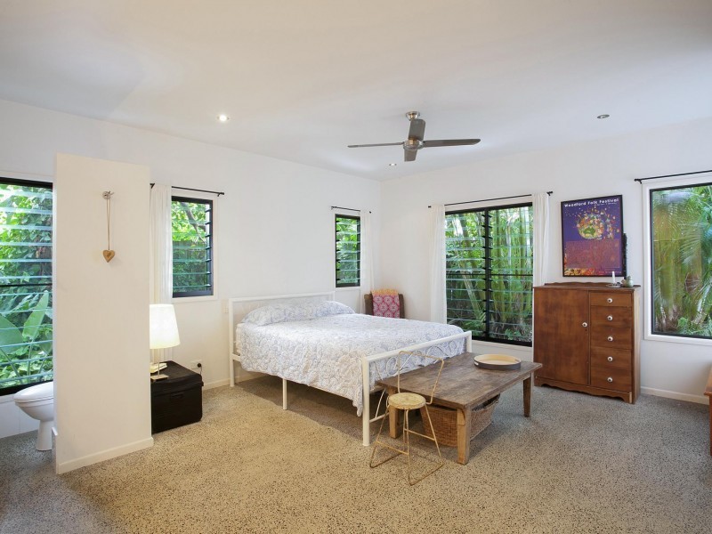 6 Sleepy Hollow Drive, Noosa Heads QLD 4567