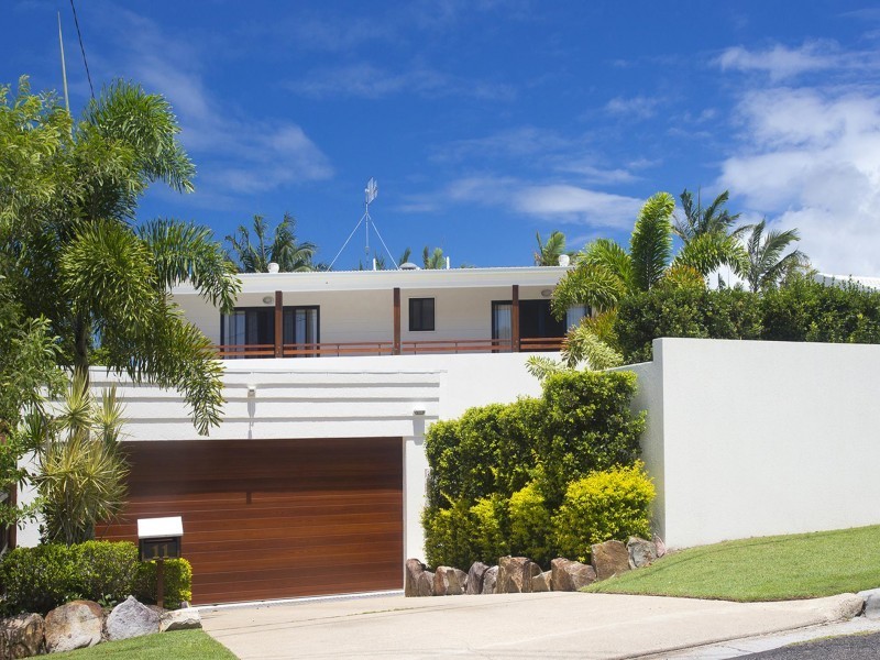 11 Delorme Street, Noosa Heads QLD 4567