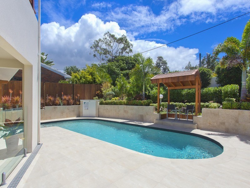 11 Delorme Street, Noosa Heads QLD 4567