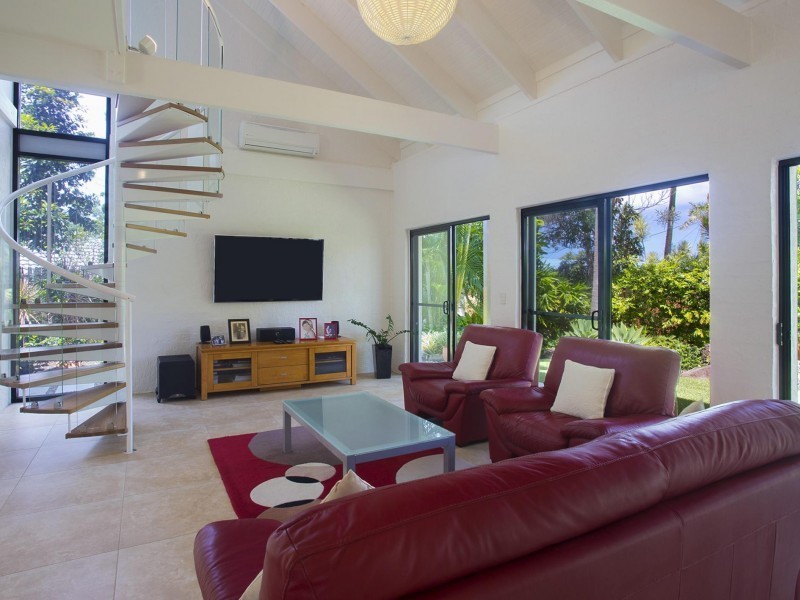 11 Delorme Street, Noosa Heads QLD 4567