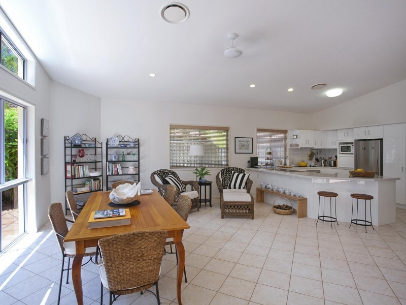 6 Spindrift Court, Noosa Waters QLD 4566