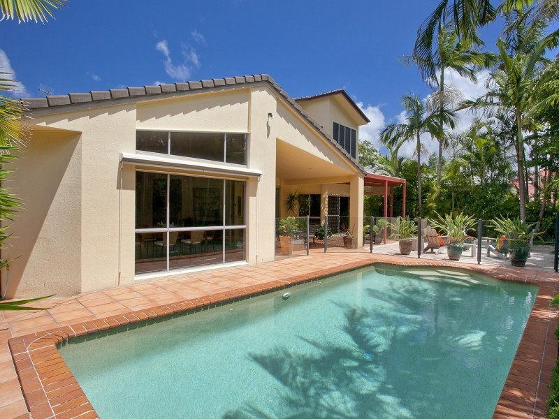 6 Spindrift Court, Noosa Waters QLD 4566
