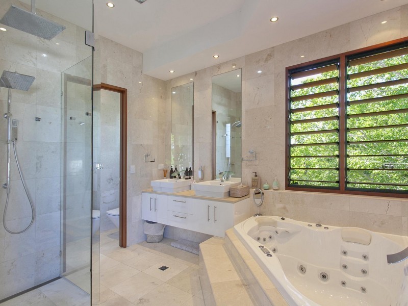 14A Edward Street, Noosaville QLD 4566