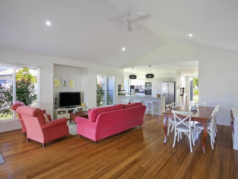 21 Limosa Circuit, Noosaville QLD 4566