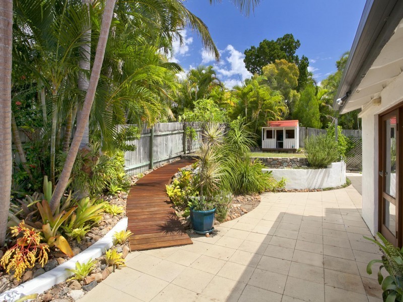 9 Safari Street, Noosa Heads QLD 4567