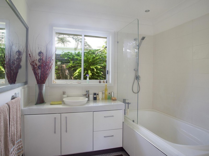 19 Sleepy Hollow Drive, Noosa Heads QLD 4567