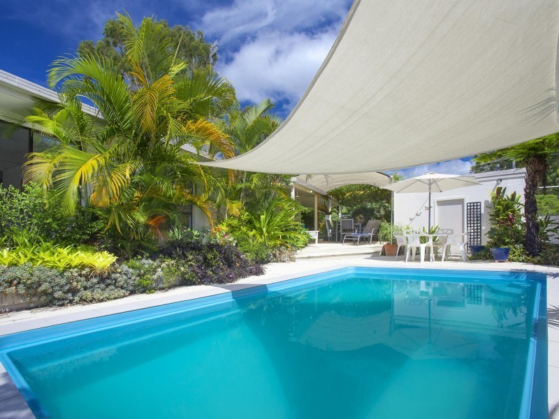 19 Sleepy Hollow Drive, Noosa Heads QLD 4567
