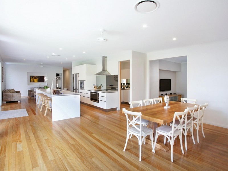 27 Aquamarine Circuit, Noosa Waters QLD 4566