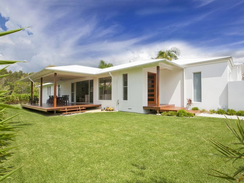 27 Aquamarine Circuit, Noosa Waters QLD 4566