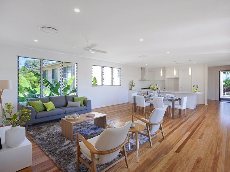 12 Coral Tree Avenue, Noosa Heads QLD 4567