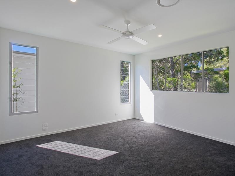 12 Coral Tree Avenue, Noosa Heads QLD 4567