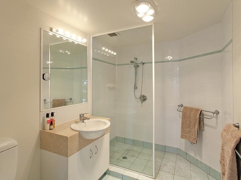 15/4 Serenity Close, Noosa Heads QLD 4567