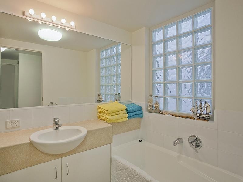 15/4 Serenity Close, Noosa Heads QLD 4567