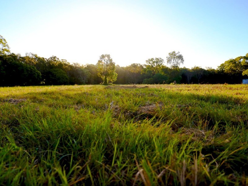 17 Lake Cooroibah Road, Cooroibah QLD 4565