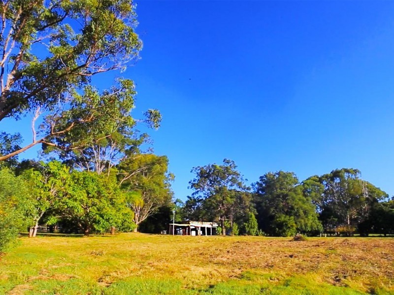 17 Lake Cooroibah Road, Cooroibah QLD 4565