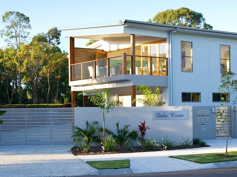 1 & 2/18 Sunseeker Close, Noosaville QLD 4566