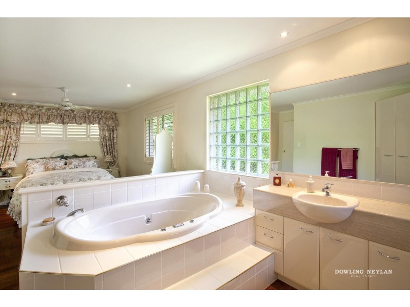 27 Douglas Street, Sunshine Beach QLD 4567