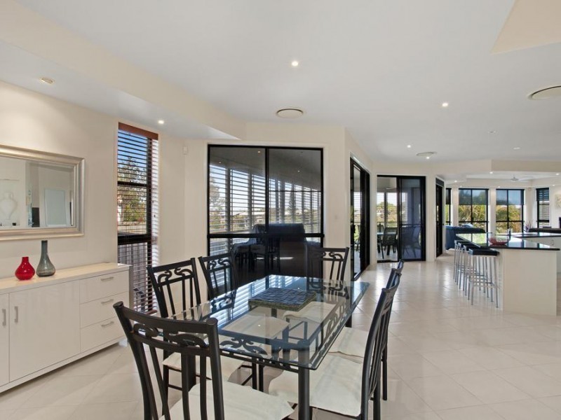 44 Driftwood Drive, Castaways Beach QLD 4567