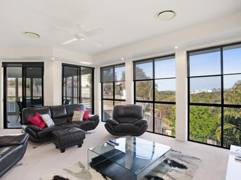 44 Driftwood Drive, Castaways Beach QLD 4567