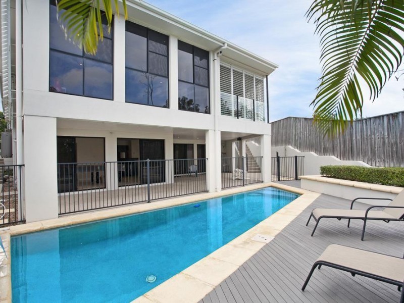 44 Driftwood Drive, Castaways Beach QLD 4567