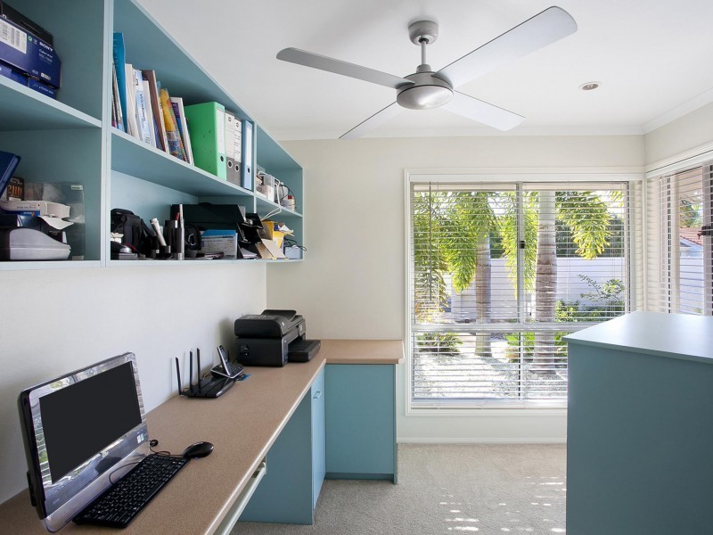 1 Seashell Place, Noosa Waters QLD 4566