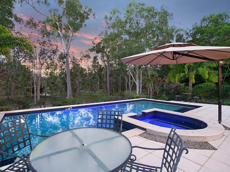 258 Illoura Place, Cooroibah QLD 4565