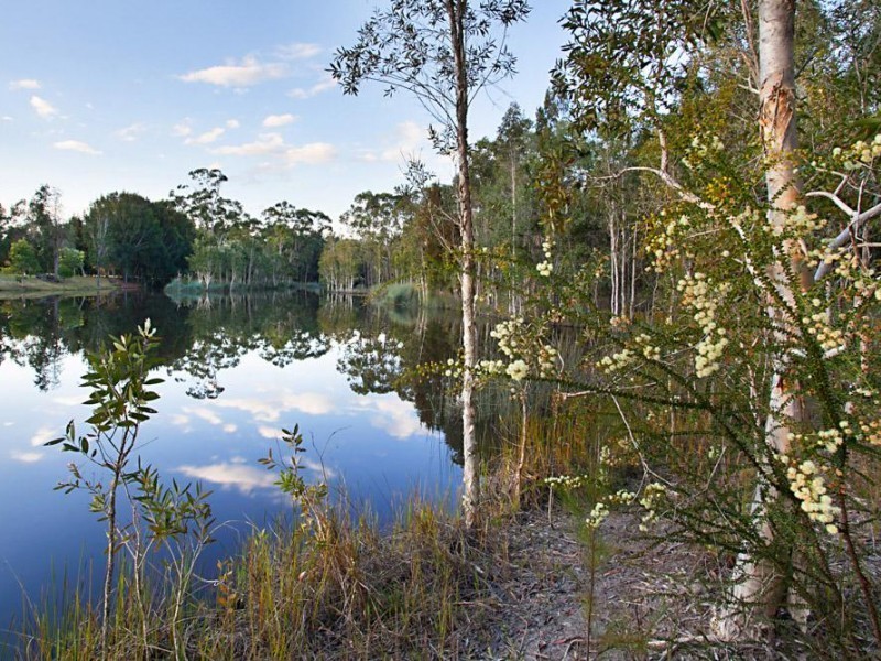 258 Illoura Place, Cooroibah QLD 4565