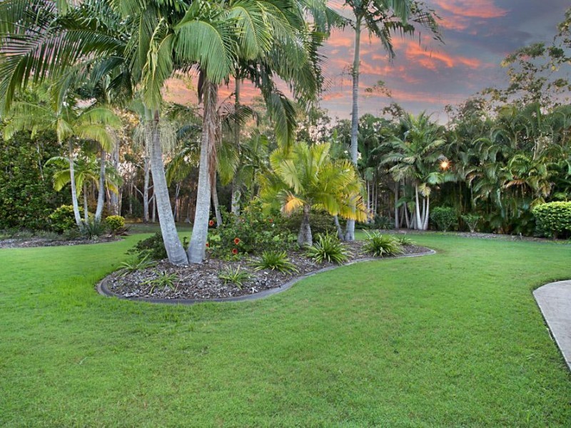 258 Illoura Place, Cooroibah QLD 4565