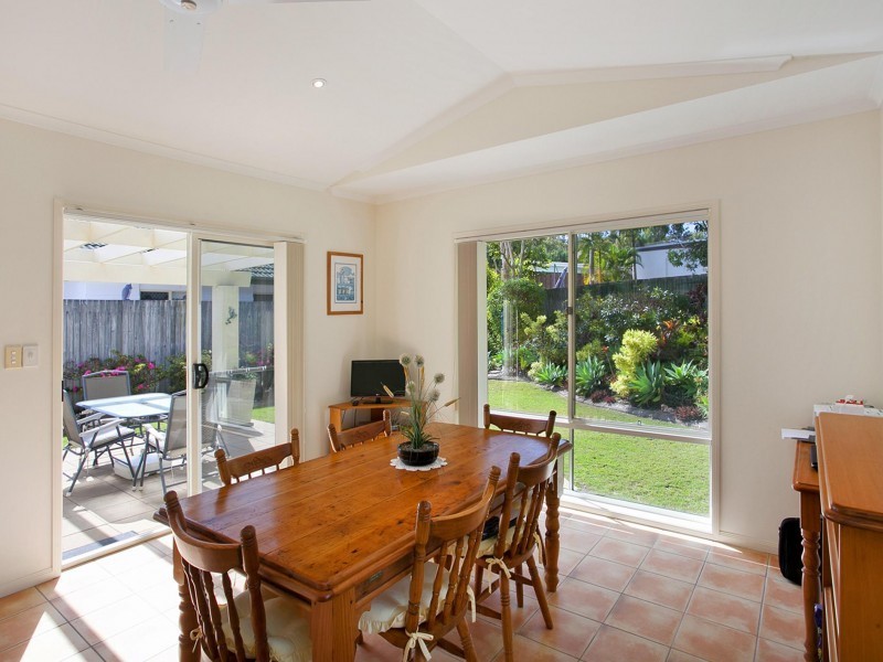 5B Sarena Court, Sunshine Beach QLD 4567