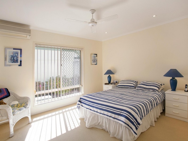 5B Sarena Court, Sunshine Beach QLD 4567