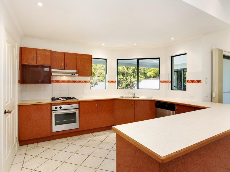 42 Shipyard Circuit, Noosa Waters QLD 4566