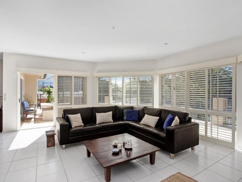 19 Corsair Crescent, Sunrise Beach QLD 4567