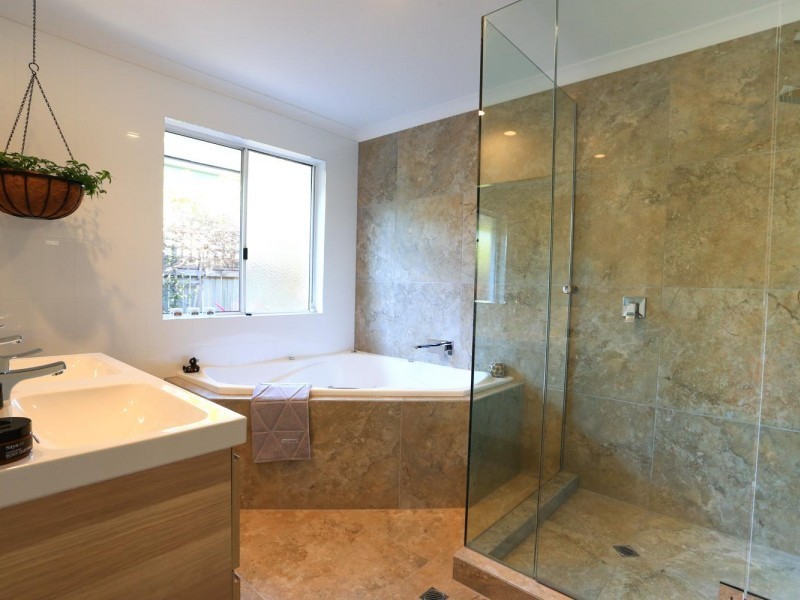 78 Shorehaven Drive, Noosa Waters QLD 4566