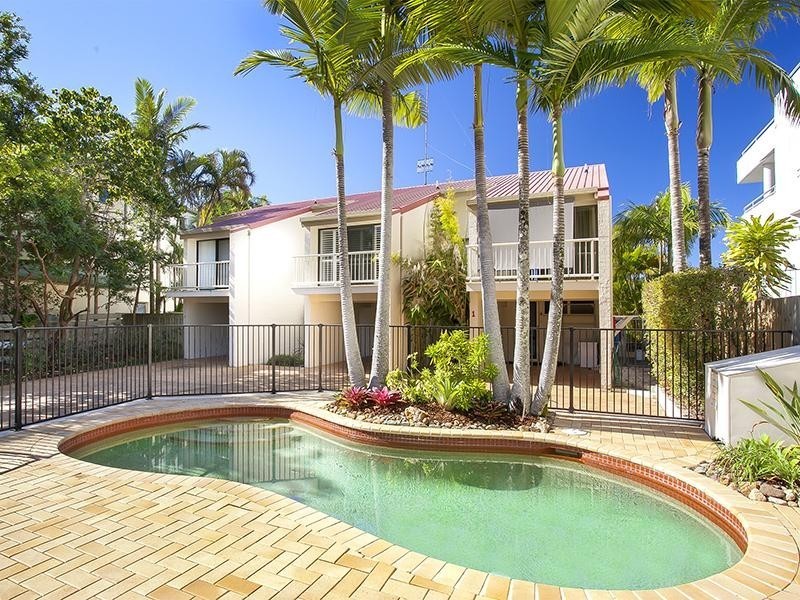 2/5 Peza Court, Noosa Heads QLD 4567