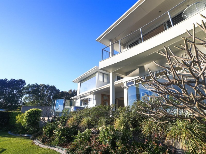 125 Shorehaven Drive, Noosa Waters QLD 4566