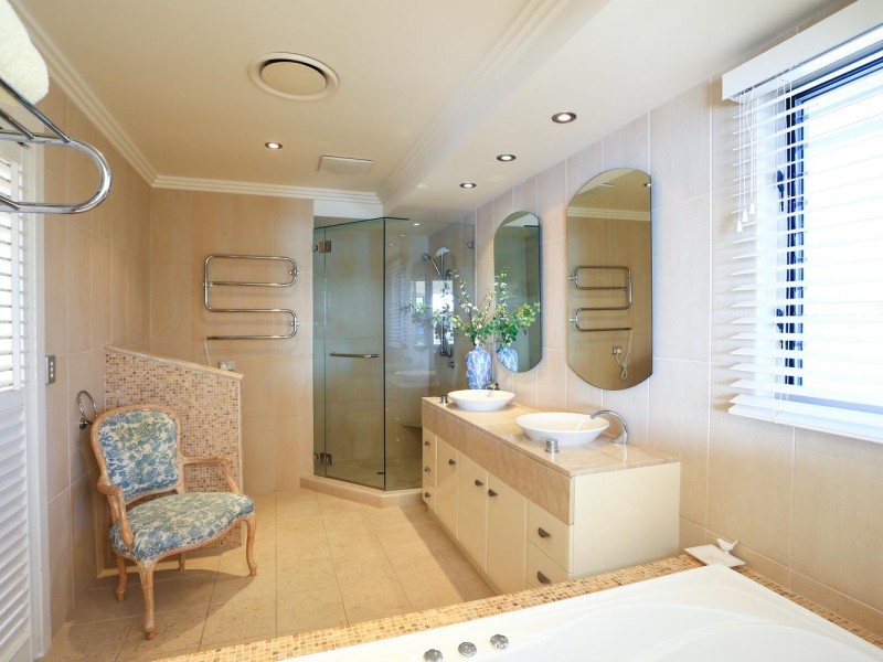 125 Shorehaven Drive, Noosa Waters QLD 4566