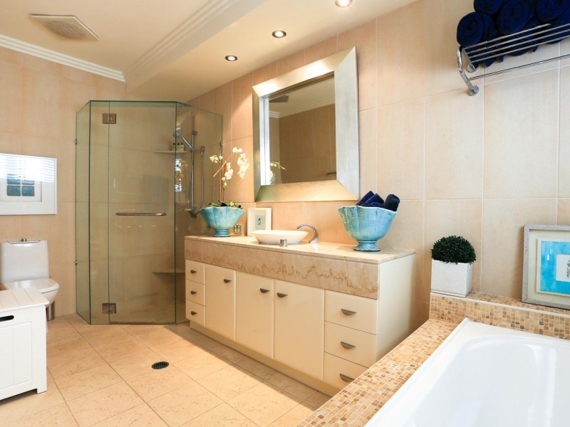 125 Shorehaven Drive, Noosa Waters QLD 4566