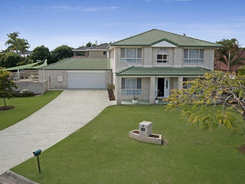 4 Genoa Court, Noosa Waters QLD 4566