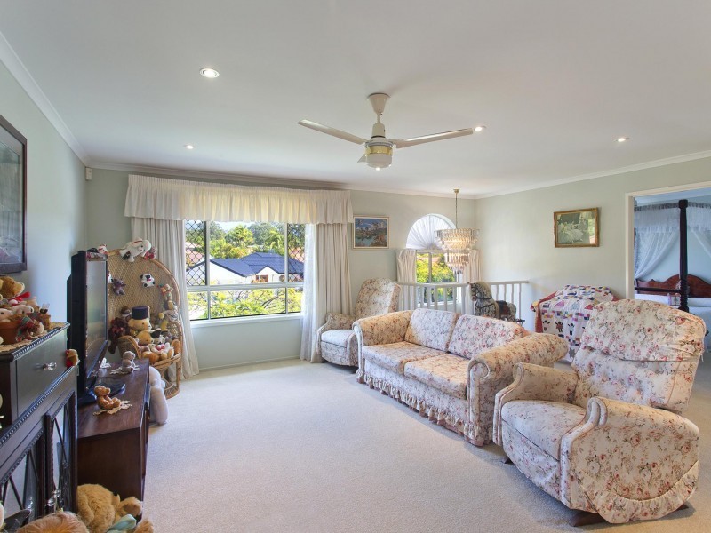 4 Genoa Court, Noosa Waters QLD 4566