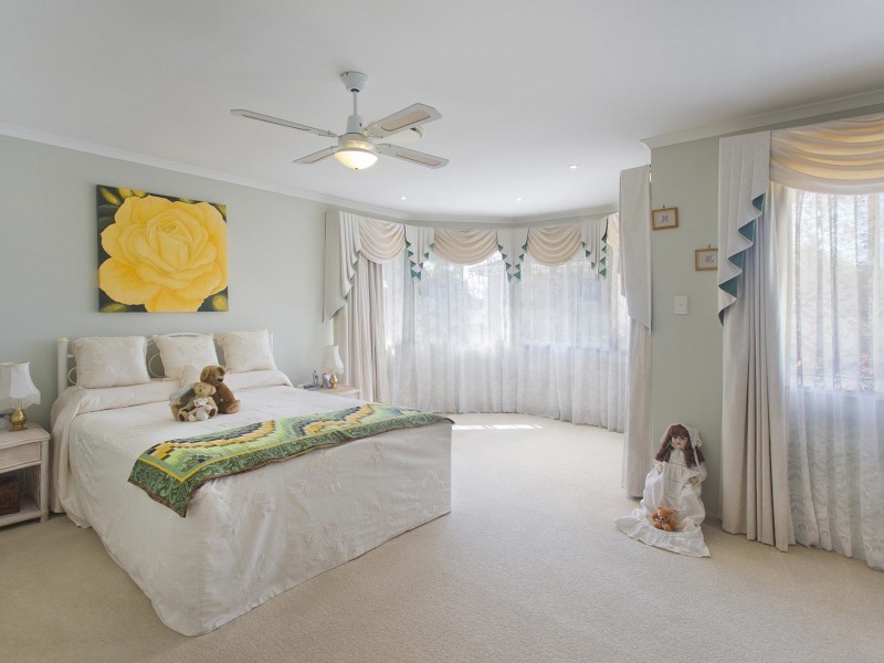 4 Genoa Court, Noosa Waters QLD 4566