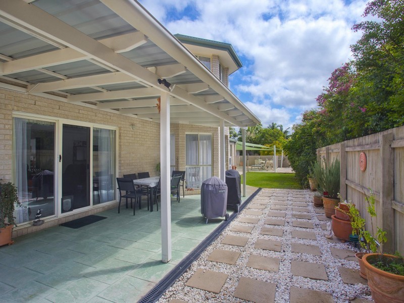 4 Genoa Court, Noosa Waters QLD 4566