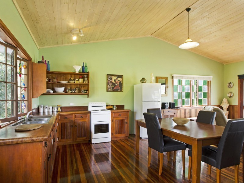 183 Ocean View Road, Cooroy QLD 4563