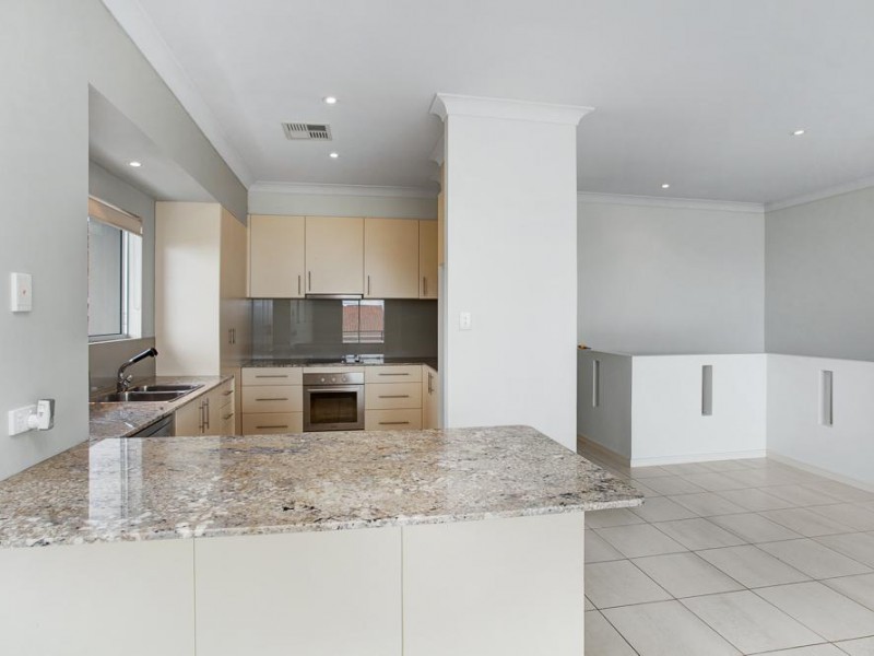 1/15 Ventura Street, Sunrise Beach QLD 4567